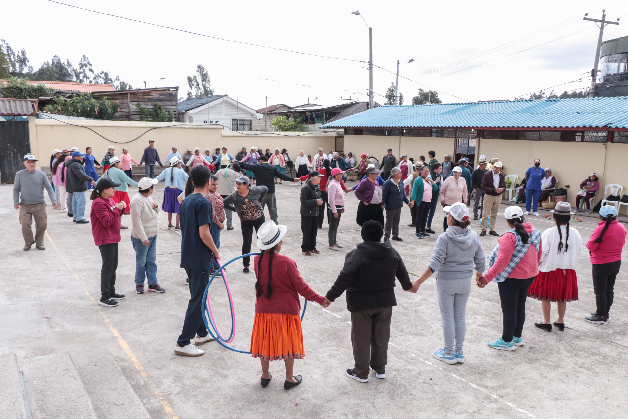 ADULTOS MAYORES BARRIO CENTRO